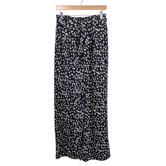 Lulu’s Spotted You Navy Blue Leopard Print Paperbag Waist Pants Women’s Medium - Picture 4 of 11